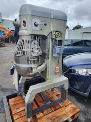 Hobart: HOBART H600 Mixer With Electric Lift Bowl And Paddle