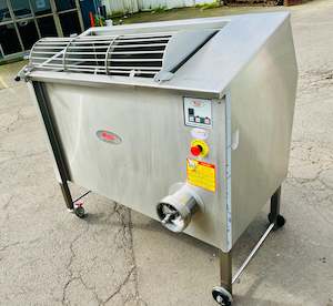 Commercial Food Mixers: Hall 60-120kg Mincer Mixer Grinder With Warranty