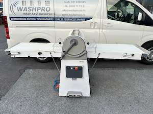 Commercial Kitchen Equipment: Sinmag Dough Sheeter With Warranty