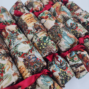 Reusable Christmas Crackers: Vintage Santa (6 Reusable Christmas Crackers)