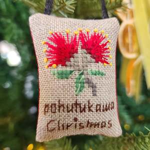 Reusable Gifting Supplies: Linen Pohutukawa crossstitched ornament
