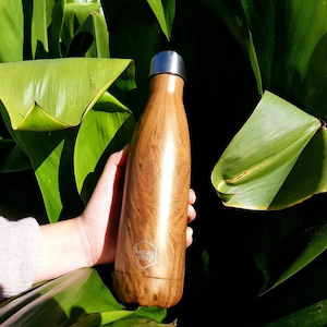 Bargains Clearance Pick up a bargain while it lasts: Everyday Honeywrap Bottle - Wood 500ml Wood look design