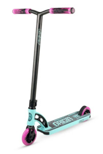 Skateboards Scooters: MADD GEAR Origin Scooter