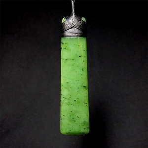 Light Green Jade Lashed Toki Wayne Costar Jade Carver