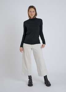 Outlet: Turtle Neck Top