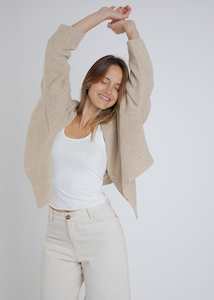 Featured: Fall shrug