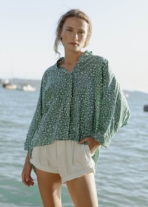 Outlet: Beach Yoga Shorts