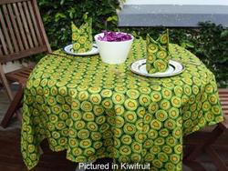 Kiwiana Gifts: Kiwifruit cafe set - tablecloth &amp. Napkins
