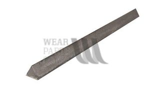 Subsoil & Drainage: 30 Tri Wear Edge (300mm long)
