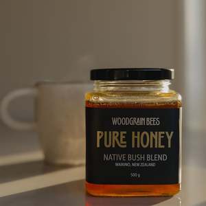 Woodgrain Bees Pure Honey