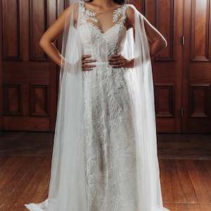 Bridal Gowns: Givanni Bridal Gown