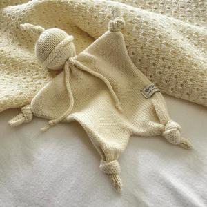Baby Accessories: Snow Baby Comforter