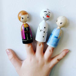 Finger Puppets: Wooden Finger Puppets