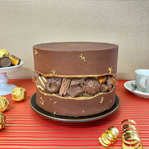 Products: ChocoQuake Cake