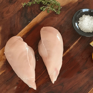 Products: Bird & Barrow Chicken boneless, skinless breasts (free range, antibiotic free) 550g