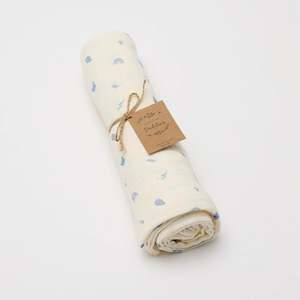 Baby: Over the Dandelions Organic Muslin Swaddle Enchanted Garden