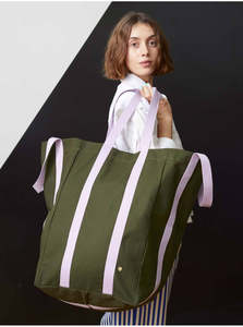 La Cerise Sur le Gateau - Maxi Poppins Bag - Kale