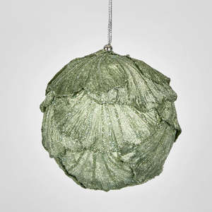 Christmas: Ginko Leaf Bauble Green