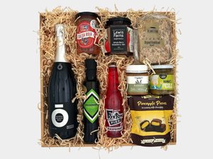 Products: Marvellous Manawatū-Whanganui Gift Box