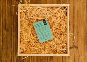 Products: Sangria Gift Box