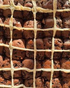 Gluten Free Vegan: No added gluten Chocolate Hot Cross Buns