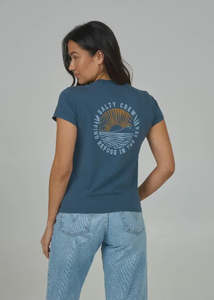 Salty Crew: Salty Crew - Rays Modern Tee (Midnight Navy)