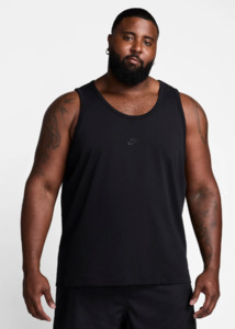 Nike - Nike Sportswear Premium Essentials (Black)