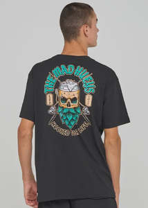 The Mad Hueys - Frothin Hooked Short Sleeve Tee