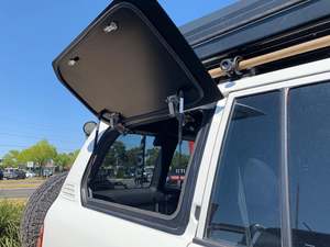 Gullwing Window - Toyota Land Cruiser 100/105 Series and Lexus LX470 (1998-2007)&hellip;