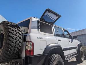 Emuwing: Gullwing Window - Nissan Safari / Patrol Y61 GU LWB (1997-2015) - By Emuwing