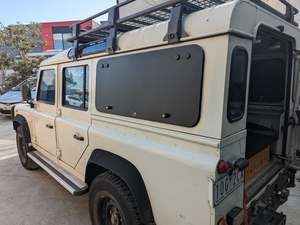 Gullwing Window - Land Rover Defender 90 and 110 (1983-2016) - By Emuwing