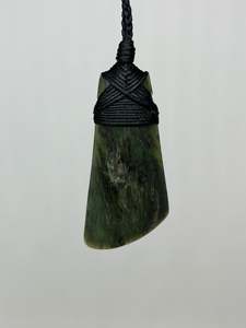 Hapopo Pounamu Curved Toki (Adze)-Carved by Hemi