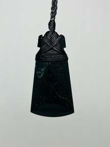 Hokitika Black Serpentine Straight Toki (Adze) – Carved by Hemi