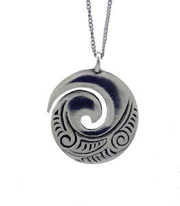Kiwiana Pewter: Pewter pendant spiral