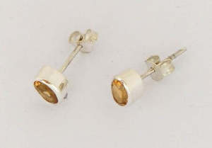 Citrine Faceted 7x5mm oval Stud