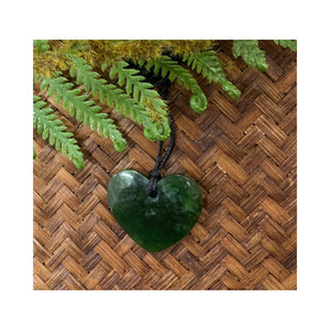 New Zealand Pounamu (Greenstone) Heart Necklace