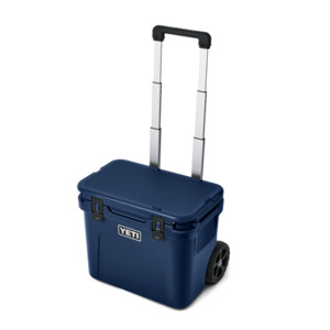 Chilli Bins Coolers: YETI ROADIE 32 WHEELED COOLER - NAVY