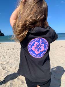 Whangamata Surf Girls: WHANGAMATA SURF SHOP GIRLS HIBISCUS PATCH PUFF PRINT TEE - FADED BLACK