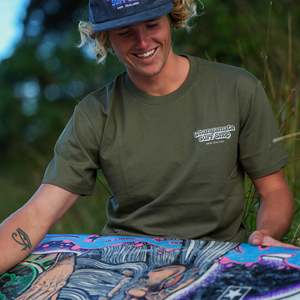 WHANGAMATA SURF SHOP BUBBLE LOGO TEE - ARMY