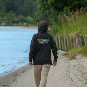 Whangamata Surf Mens Jumpers: WHANGAMATA SURF MENS BUBBLE LOGO HOOD - BLACK