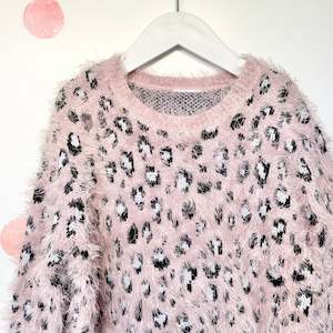 Cosy Winter Knits: Shaggy Leopard Knit, Size 6