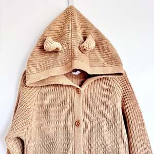 Cosy Winter Knits: Jamie Kay Bear Knit Onesie, Size 4 (Banoffee)