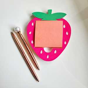 Accessories: Strawberry Sticky Note Holder