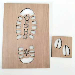 Occasions: Santa Reindeer Hoof Stencils