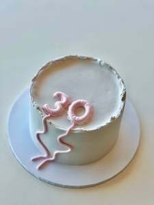 Bespoke Cakes: Up and Away