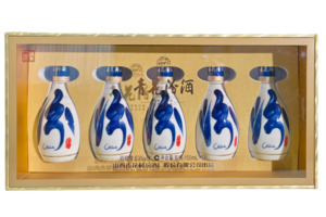 Fenjiu Blue & White 30yo 53% 150ml 5packs Gift Set 汾酒青花30年5瓶装礼盒装