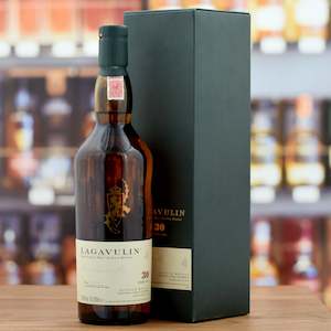 Lagavulin 30 years old 52.6%
