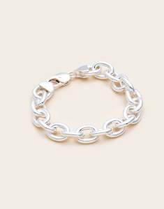 Bracelets: Buckle Up Bracelet