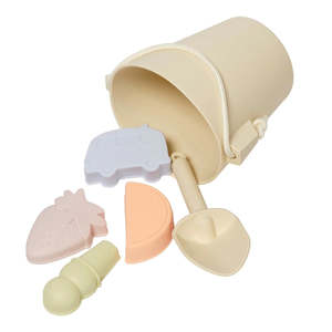 Sunnylife Silicone Bucket & Spade Set | Apple Sorbet