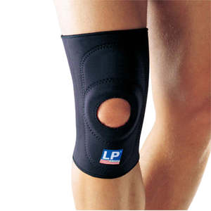 Knee Supports: LP708 STANDARD KNEE SUPPORT